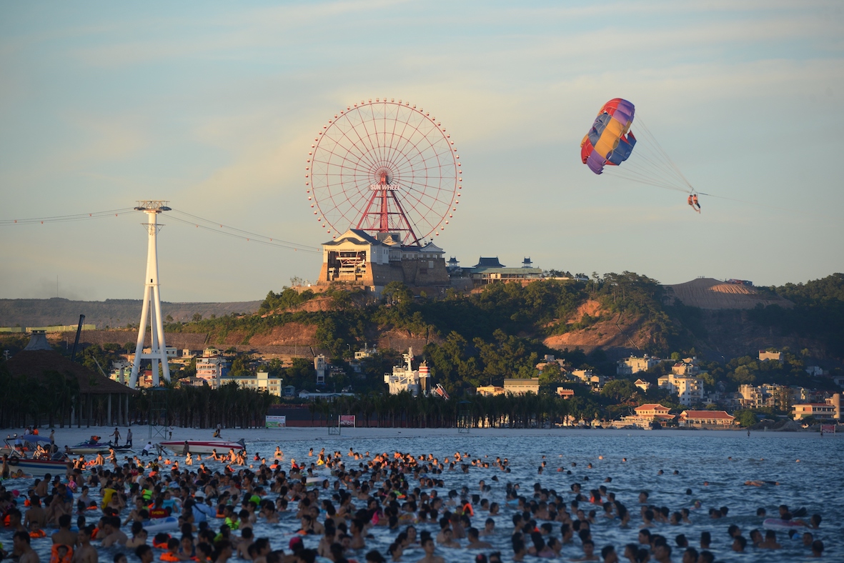 Du[-]lịch[-]xanh,[-]sạch-[-]không[-]chiến[-]dịch[-]nào[-]bằng[-]ý[-]thức